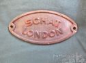 Unidentified badges for A variety of cars