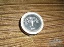 Unidentified gauges for a Variety of makes