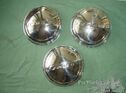 Ford hubcaps / hubs for Ford V8