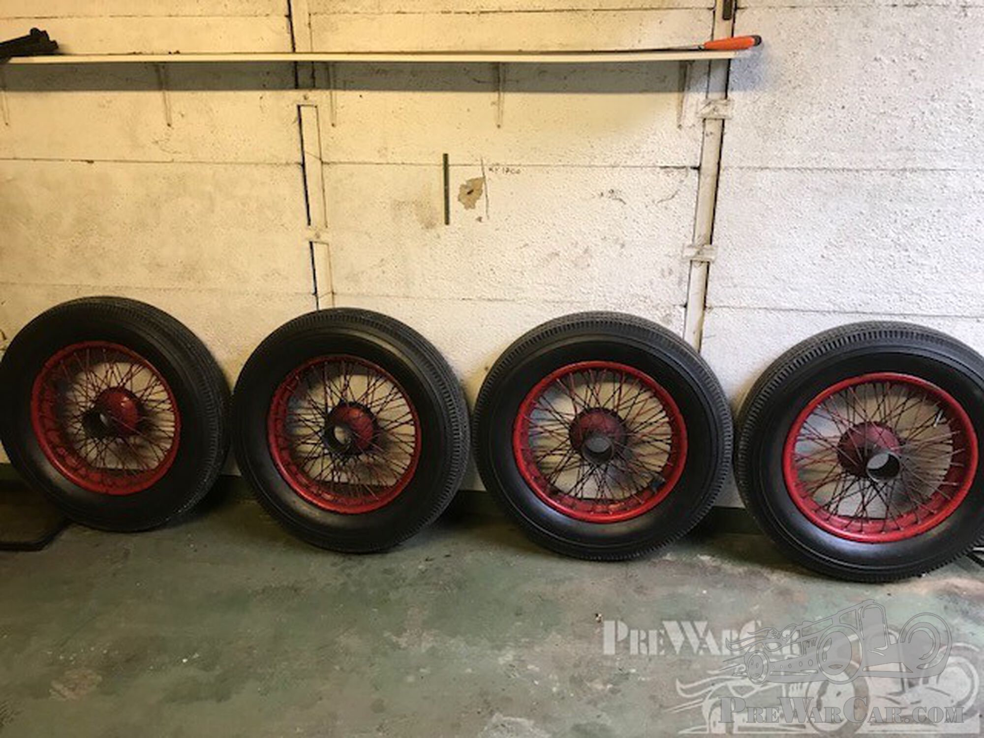 Rudge Whitworth wheels / tyres ( & parts) for Bentley