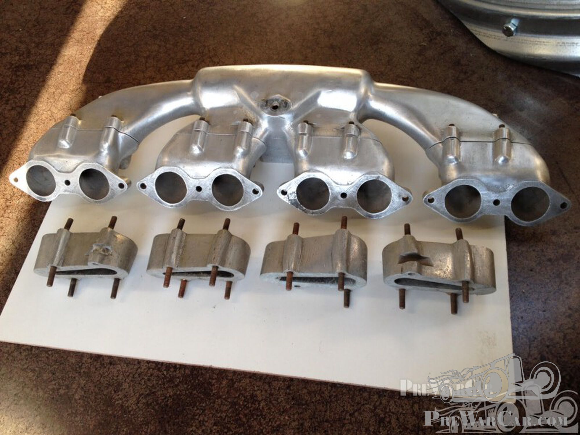 Bugatti engine-s (and parts) for Bugatti