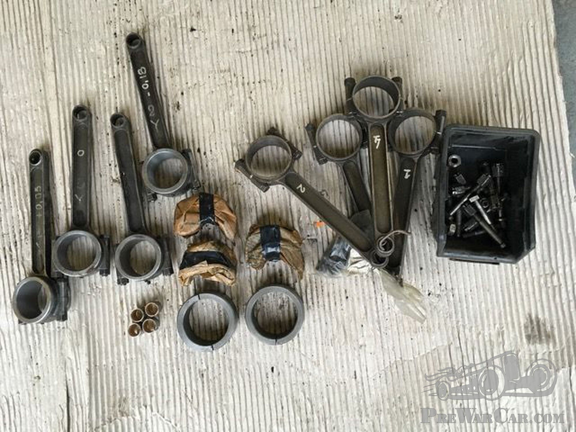 Fiat 509 conrodbearings, conrods, pistonbushes