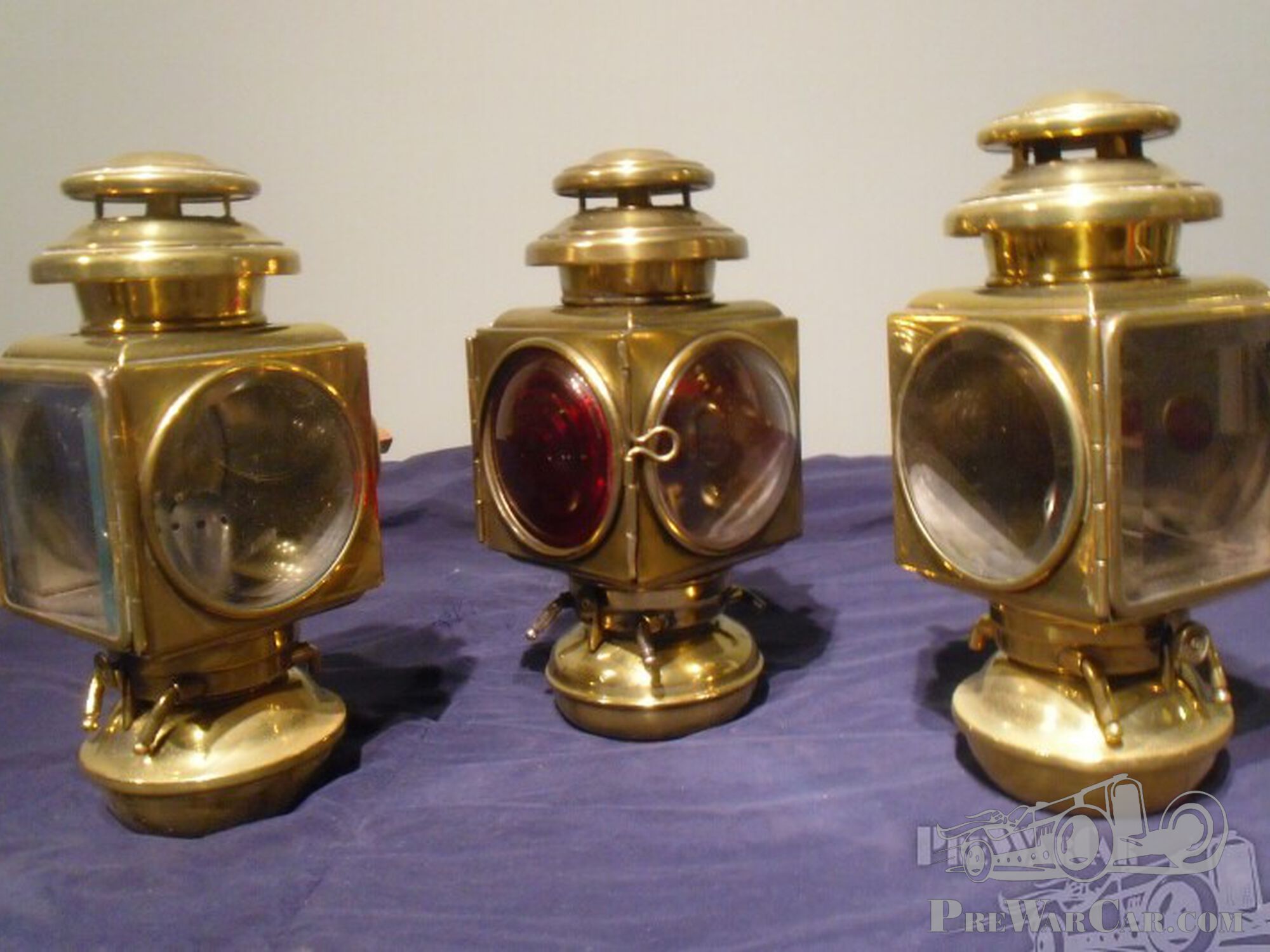 Edmunds & Jones corp. side-lamps for A Unidentified Manufacturer