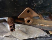Can you help? 1924 Renault Model NO spring mounting