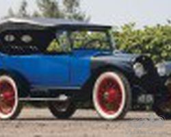 Mitchell Five-Passenger Touring 1917 for sale