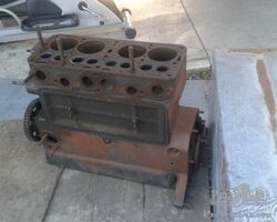 Willys engine-s (and parts) for Willys