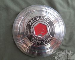 Packard hubcaps / hubs for Packard
