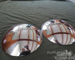 Chrysler hubcaps / hubs for Chrysler