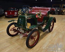 Renault 4 1/2hp Type D series E 2 seater. Vicart Fils 2 seat 1901