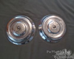 Morris hubcaps / hubs for Morris