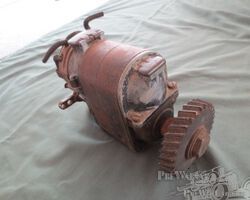 Robert Bosch magneto (parts) for a variety of German cars