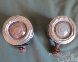 Unidentified side-lamps for a variety of American cars