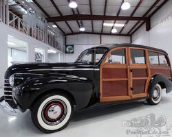 Oldsmobile Dynamic Series 70 Woody Wagon 1940