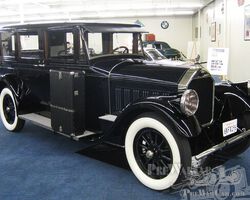 Pierce-Arrow Series 36 Enclosed-Drive Limousine 1927 SOLD