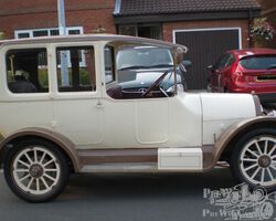 Overland Super 90 Limousine 1917