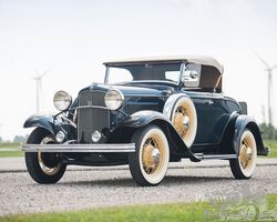 Ford V-8 DeLuxe Roadster 1932 for sale