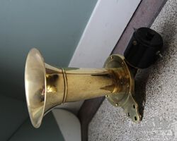 Rolls-Royce horns for Rolls-Royce