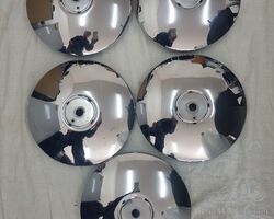 Rover hubcaps / hubs for Rover