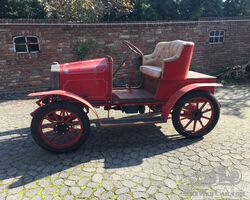 A variety of cars 1907 SOLD