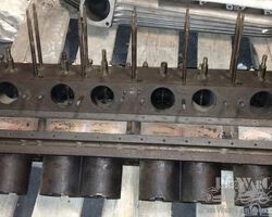 Bugatti engine-s (and parts) for Bugatti
