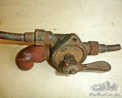 Unidentified fueltank & parts for A variety of cars
