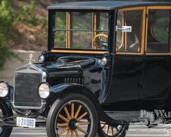 Ford Model T Center Door Sedan 1919 for sale
