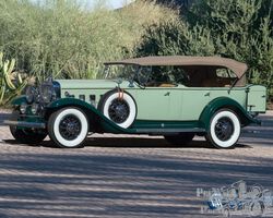 Cadillac V-12 Seven-Passenger Dual Windshield Touring 1931 for sale