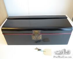 Unidentified trunks for A variety of cars
