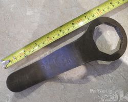 Unidentified tools for A variety of cars