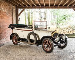 Pipe M 22 Cabriolet tout temps environ by Salmons & Sons 1913 for sale