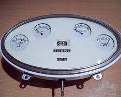 1924, 1926 CHRYSLER GAUGE PANEL. KPH. KILOMETERS PER HOUR.