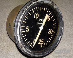 1941 AC Rev counter 0-2500 rpm WW2