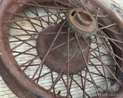Large front Axle / HUbs RAF for Idnetification