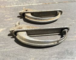 handles