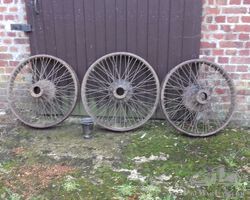 3 wheels