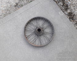 1 cyclecar wheel with 60 mm hub, diameter 59 cm with 50 wires