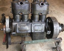 REO 4 cilinder engine 1913
