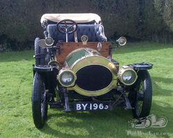 Riley  12/18 Swing Seat Tourer