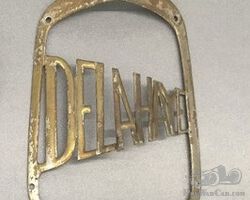 Delahaye badge