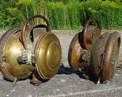 A pair of American brass headlamps for carbide-gas