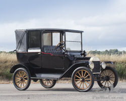 Bonhams Beaulieu Sale 2018: 1915 Ford Model T Landaulet