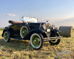 Ford A Roadster De Luxe in perfect condition
