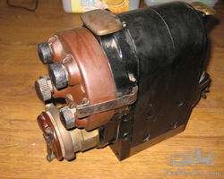 Bosch ZR4 Magneto in Working Order