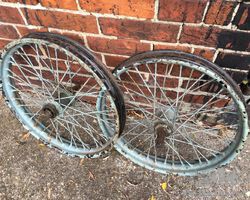 Pair of 19” inch Cyclecar front wheels with Stub Axles.