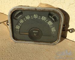 Citroen Traction Avant speedo