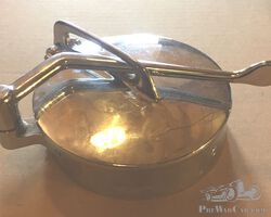 Large 4 1/2" Bonora fuel cap