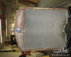 Wanted radiatorshell for Fiat 509