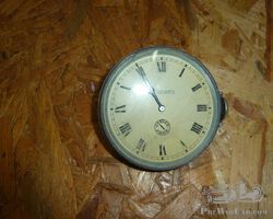 clock jeager good condition
