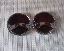 2 verres de feux stop neufs (60€)