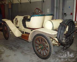 Overland Runabout 2-seat bodywork.
